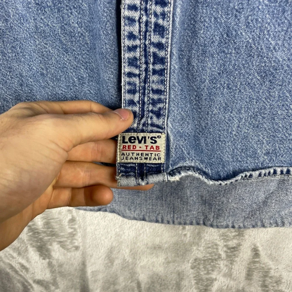 Vintage Levi's Button Down Shirt Mens L Blue Denim Red Tab Long Sleeve Vintage